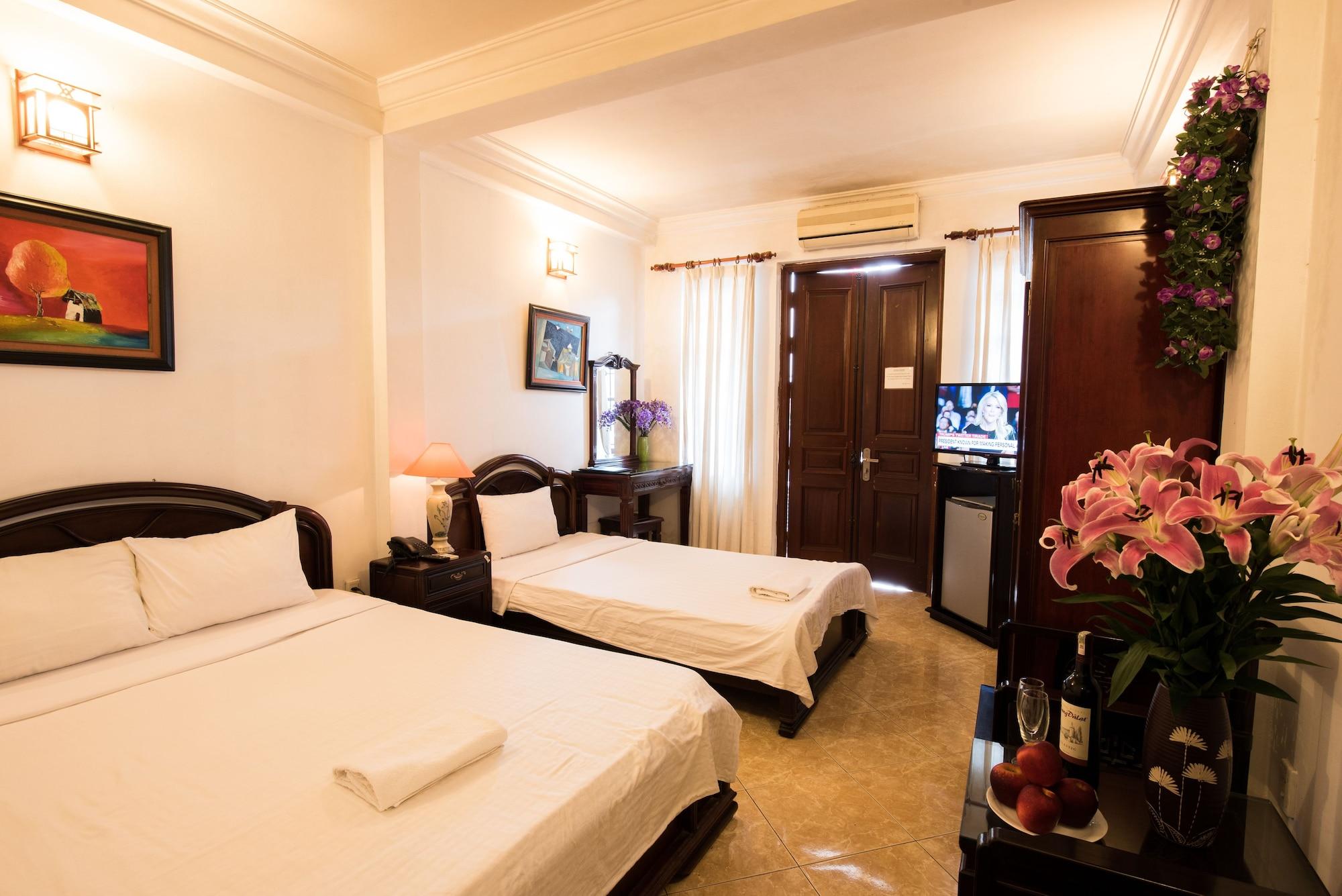 Lucky Hn - By Bay Luxury 2* Hà Nội